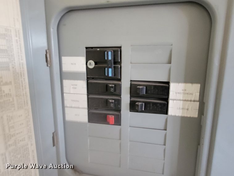 image for item LL9581 1997 Advanced Containment Systems DTD143  decontamination trailer