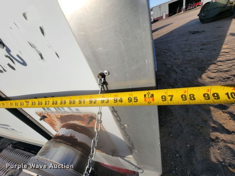 image for item LL9581 1997 Advanced Containment Systems DTD143  decontamination trailer