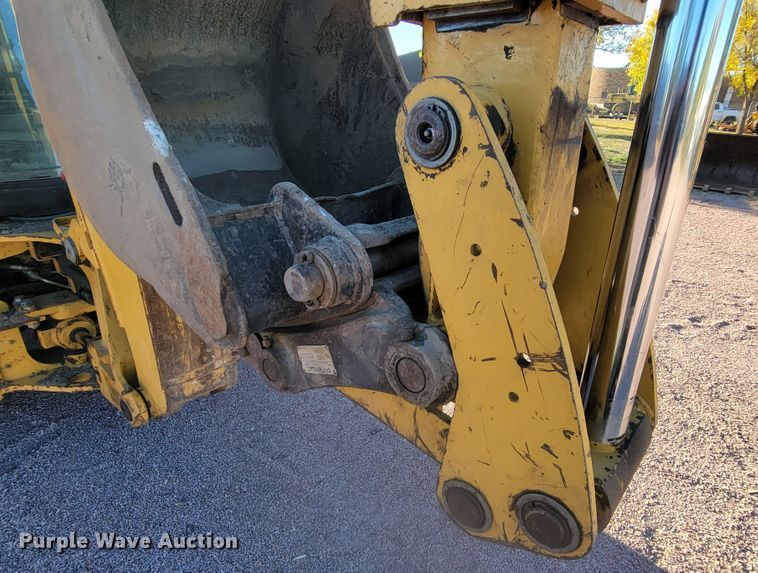 image for item LL9586 2005 Caterpillar 420D  backhoe