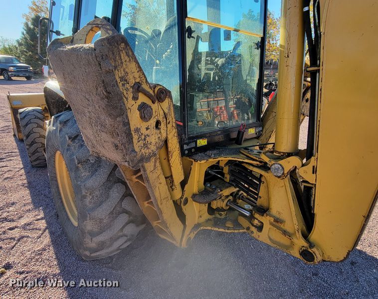 image for item LL9586 2005 Caterpillar 420D  backhoe