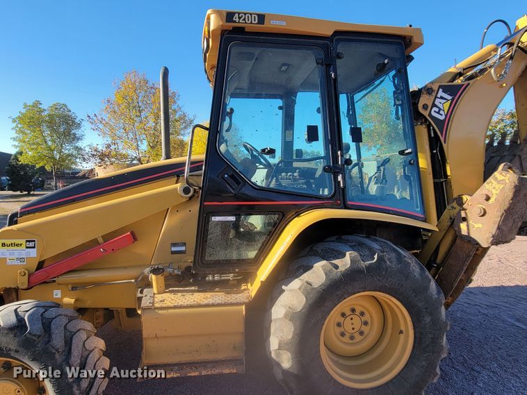 image for item LL9586 2005 Caterpillar 420D  backhoe