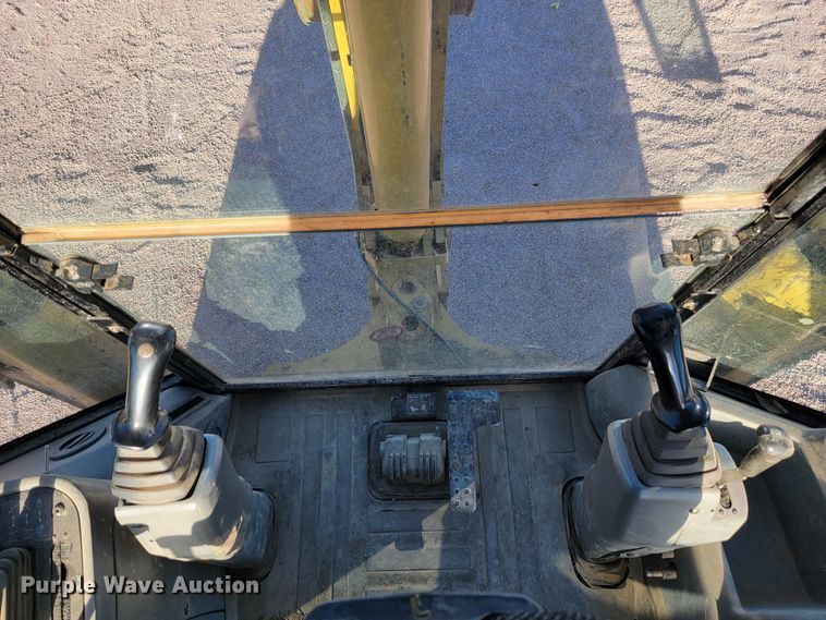 image for item LL9586 2005 Caterpillar 420D  backhoe