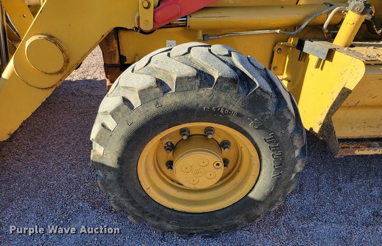 image for item LL9586 2005 Caterpillar 420D  backhoe