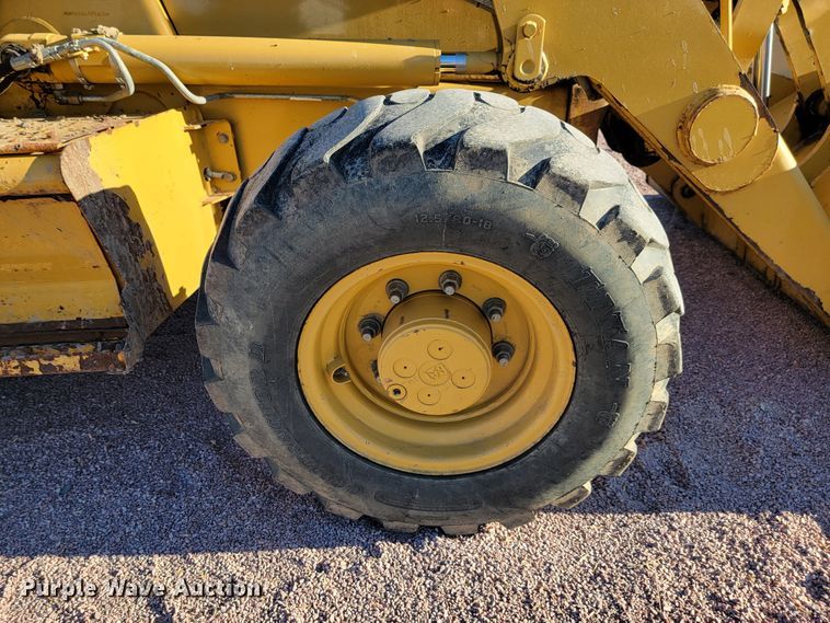 image for item LL9586 2005 Caterpillar 420D  backhoe