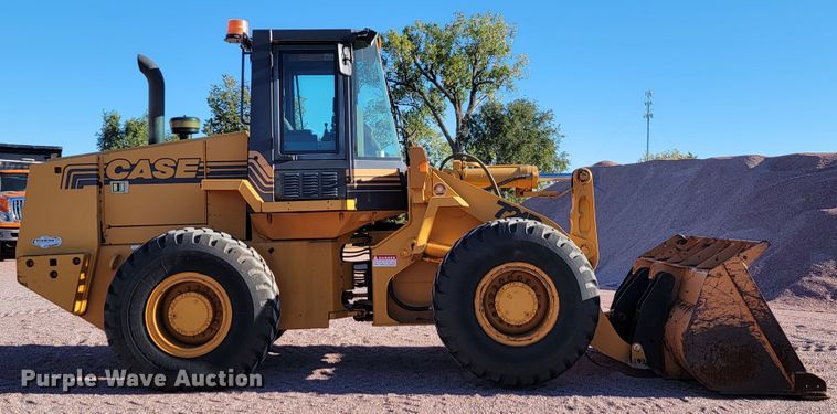 image for item LL9587 1998 Case 721B  wheel loader