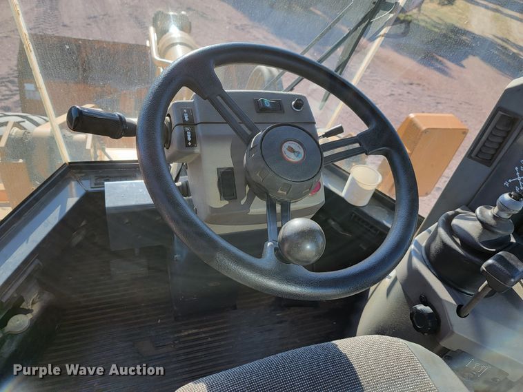 image for item LL9587 1998 Case 721B  wheel loader