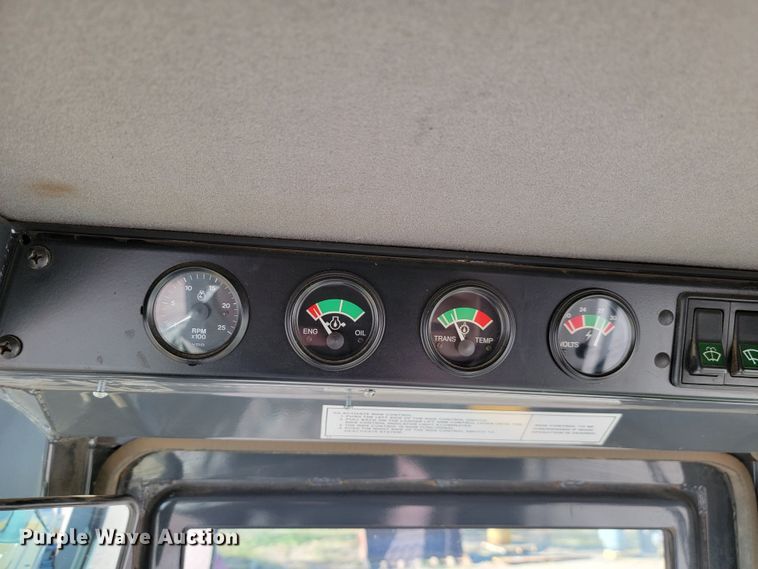 image for item LL9587 1998 Case 721B  wheel loader