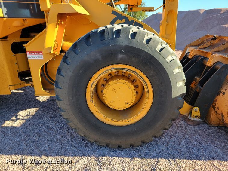 image for item LL9587 1998 Case 721B  wheel loader
