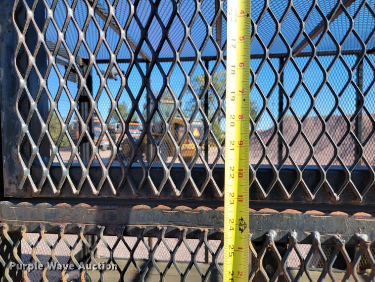 image for item LL9595 2006 DCT  refuse trailer