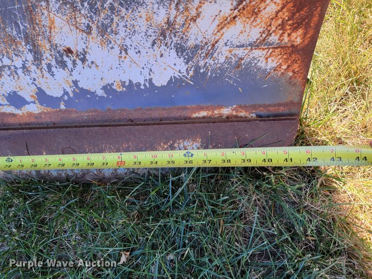 image for item LL9605 Edge  84"W skid steer snow plow