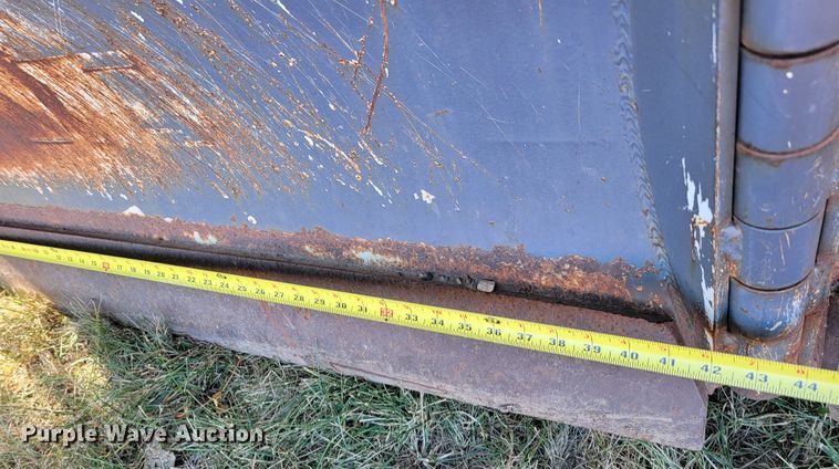 image for item LL9605 Edge  84"W skid steer snow plow