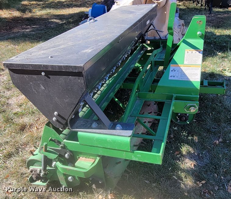 image for item LL9608 Frontier OS1072M  seeder