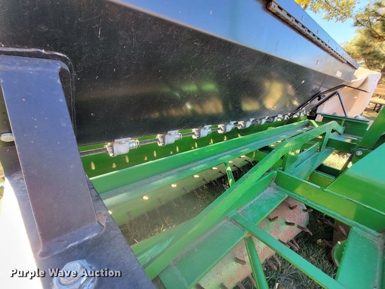 image for item LL9608 Frontier OS1072M  seeder