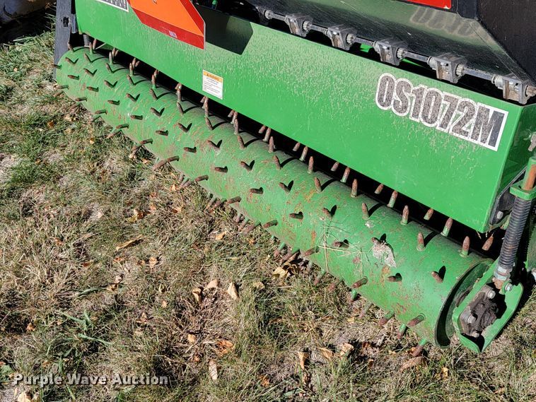 image for item LL9608 Frontier OS1072M  seeder