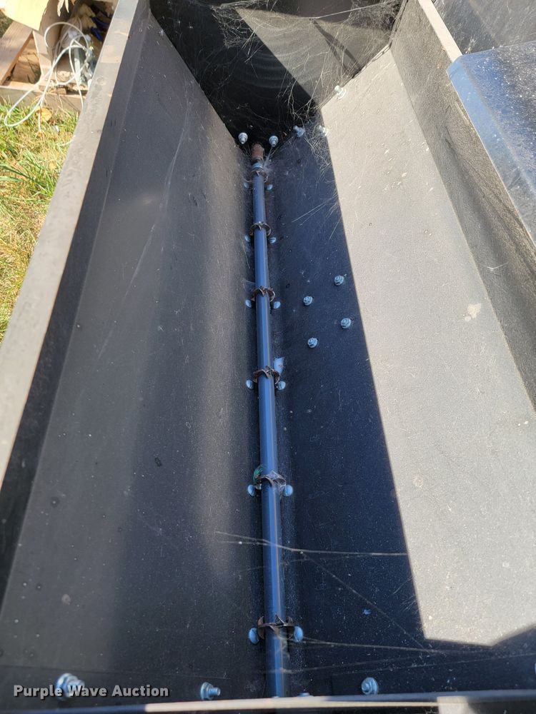 image for item LL9608 Frontier OS1072M  seeder