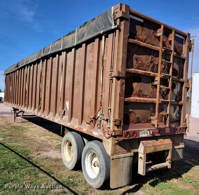 image for item LL9612 2010 Spectec SW048106102  walking floor trailer