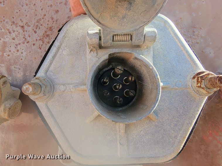 image for item LL9612 2010 Spectec SW048106102  walking floor trailer