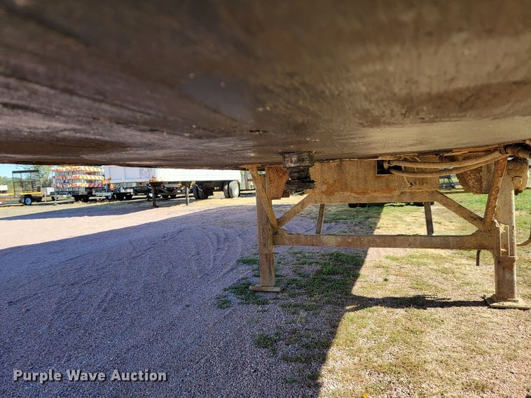 image for item LL9612 2010 Spectec SW048106102  walking floor trailer