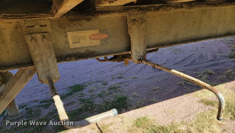 image for item LL9612 2010 Spectec SW048106102  walking floor trailer