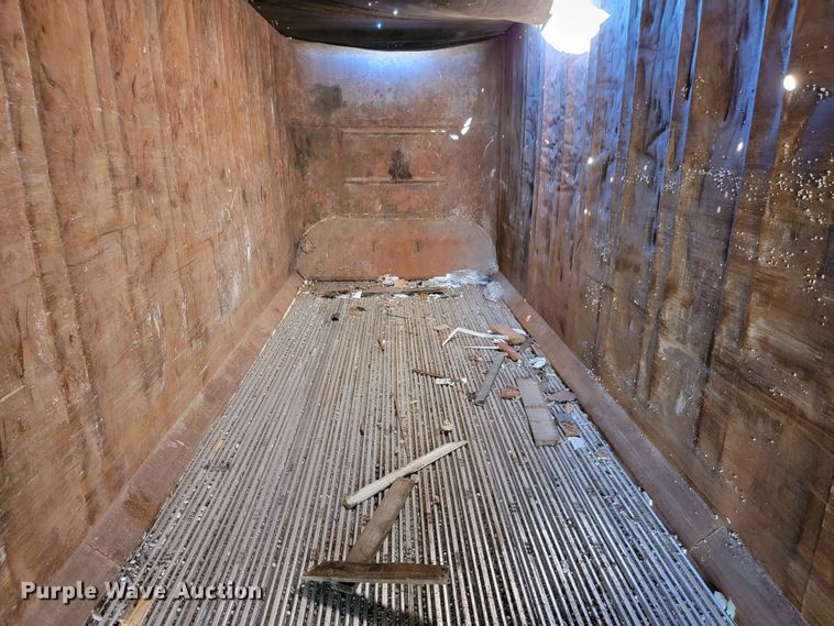 image for item LL9612 2010 Spectec SW048106102  walking floor trailer