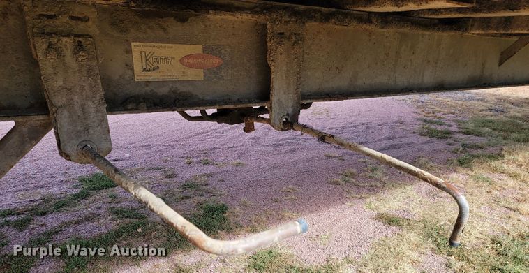 image for item LL9612 2010 Spectec SW048106102  walking floor trailer