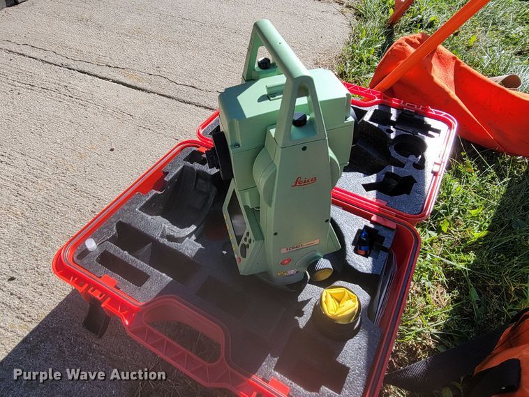 image for item LL9617 Leica TCR407  total station