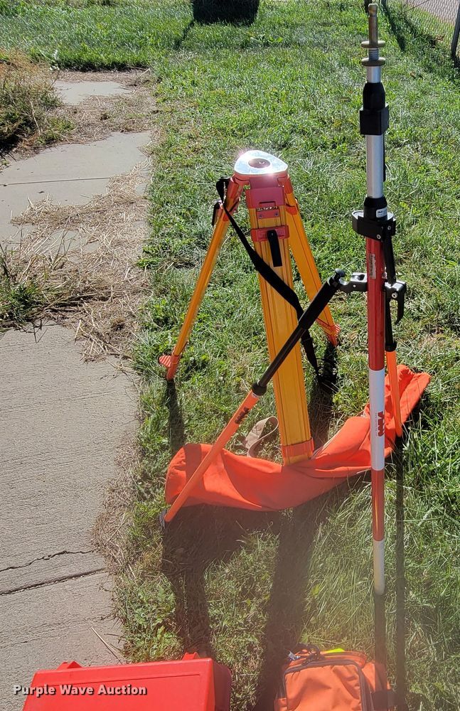 image for item LL9617 Leica TCR407  total station