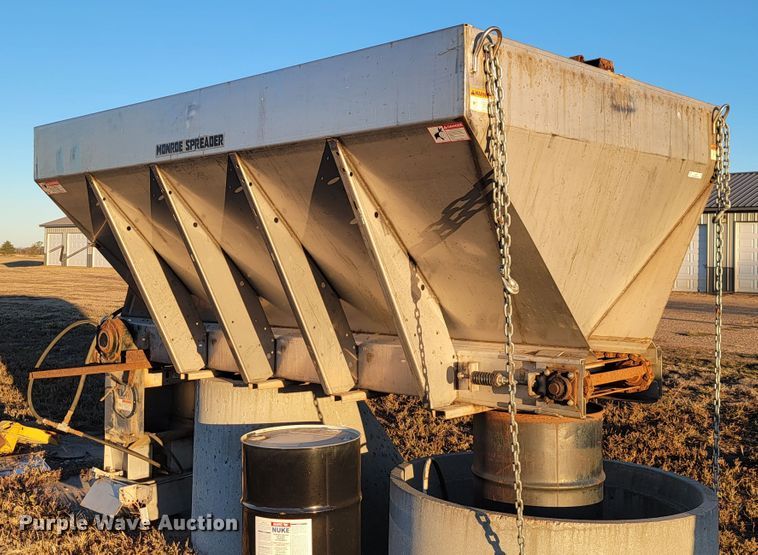 image for item LL9619 Monroe MV-120-84-56  salt spreader