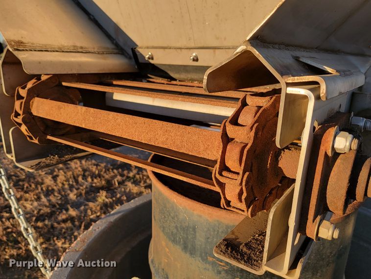 image for item LL9619 Monroe MV-120-84-56  salt spreader