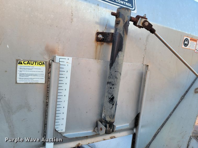 image for item LL9619 Monroe MV-120-84-56  salt spreader