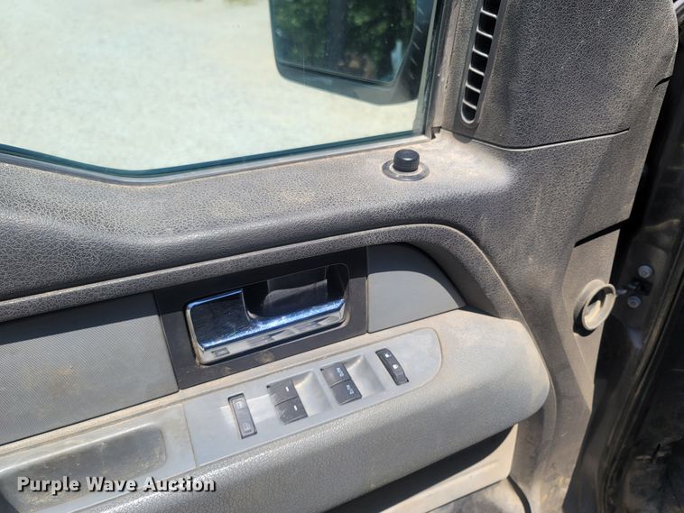 image for item LM9663 2012 Ford F150  SuperCrew pickup truck