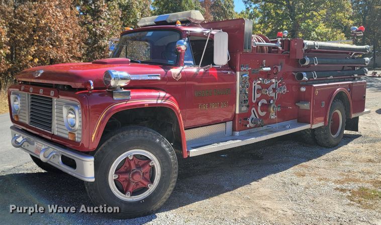 image for item LN9695 1962 Ford F950 Super Duty  pumper fire truck