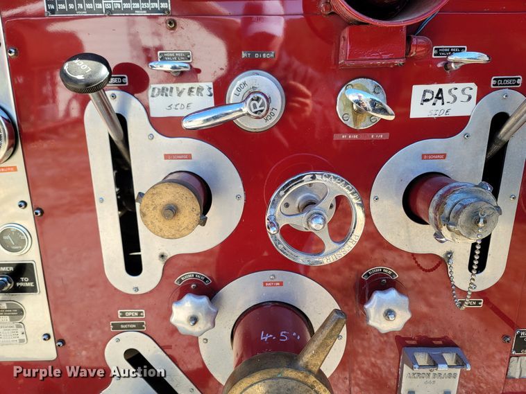 image for item LN9695 1962 Ford F950 Super Duty  pumper fire truck