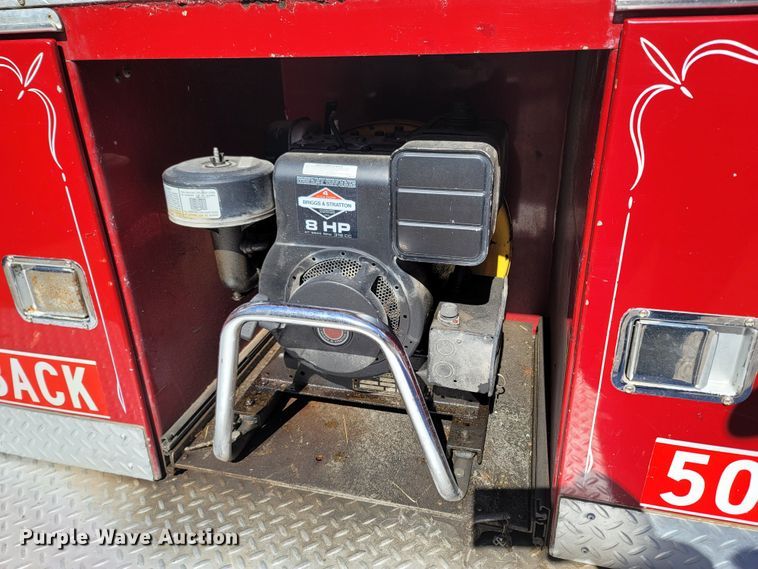 image for item LN9695 1962 Ford F950 Super Duty  pumper fire truck