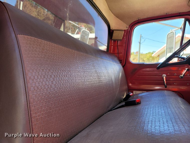 image for item LN9695 1962 Ford F950 Super Duty  pumper fire truck