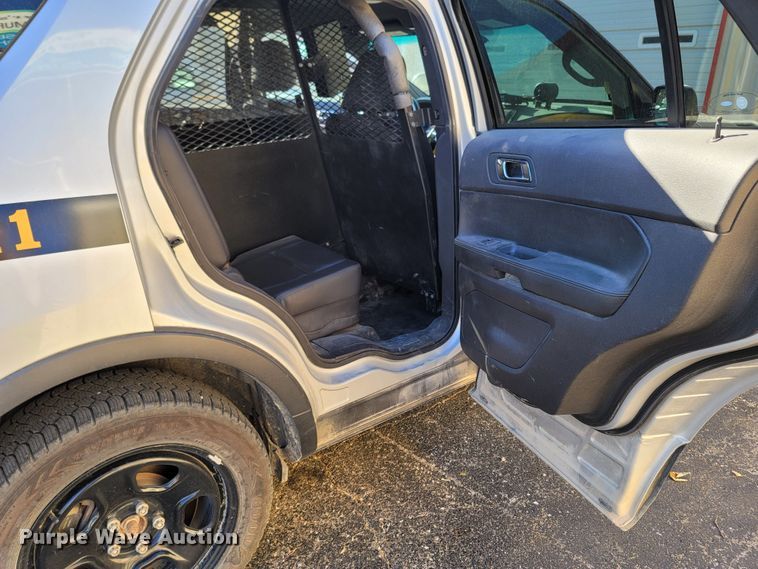 image for item LN9698 2015 Ford Explorer Police Interceptor  SUV