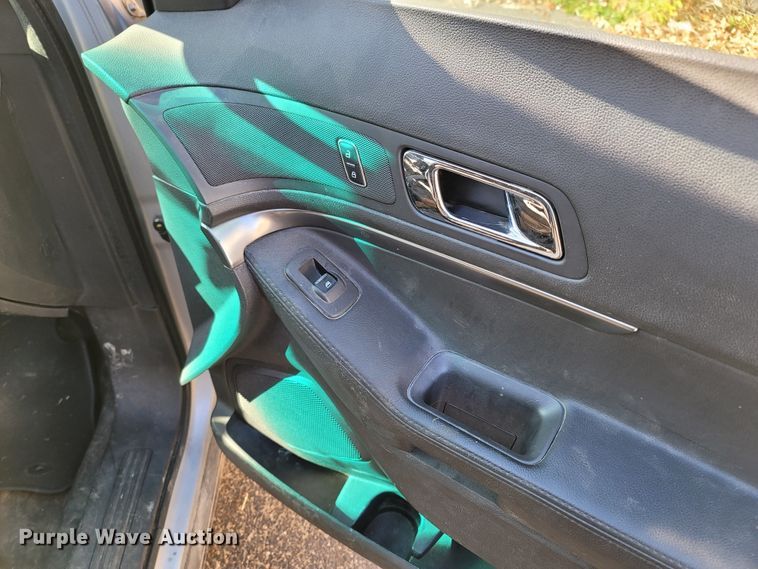 image for item LN9698 2015 Ford Explorer Police Interceptor  SUV