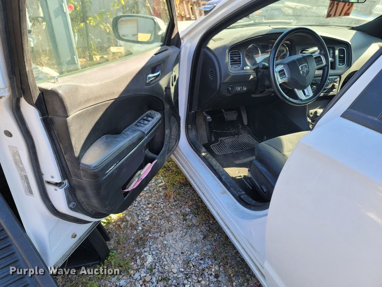 image for item LN9699 2014 Dodge Charger Police