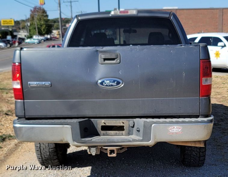 image for item LN9701 2004 Ford F150  SuperCab pickup truck