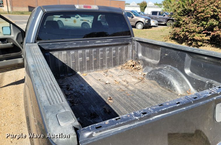 image for item LN9701 2004 Ford F150  SuperCab pickup truck