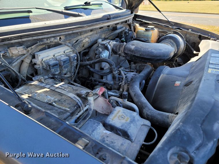 image for item LN9701 2004 Ford F150  SuperCab pickup truck