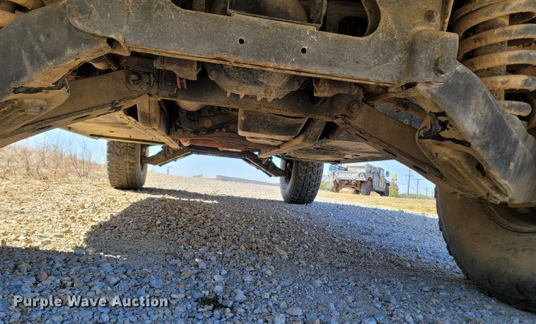 image for item LN9702 1986 Am General M998 Humvee  SUV