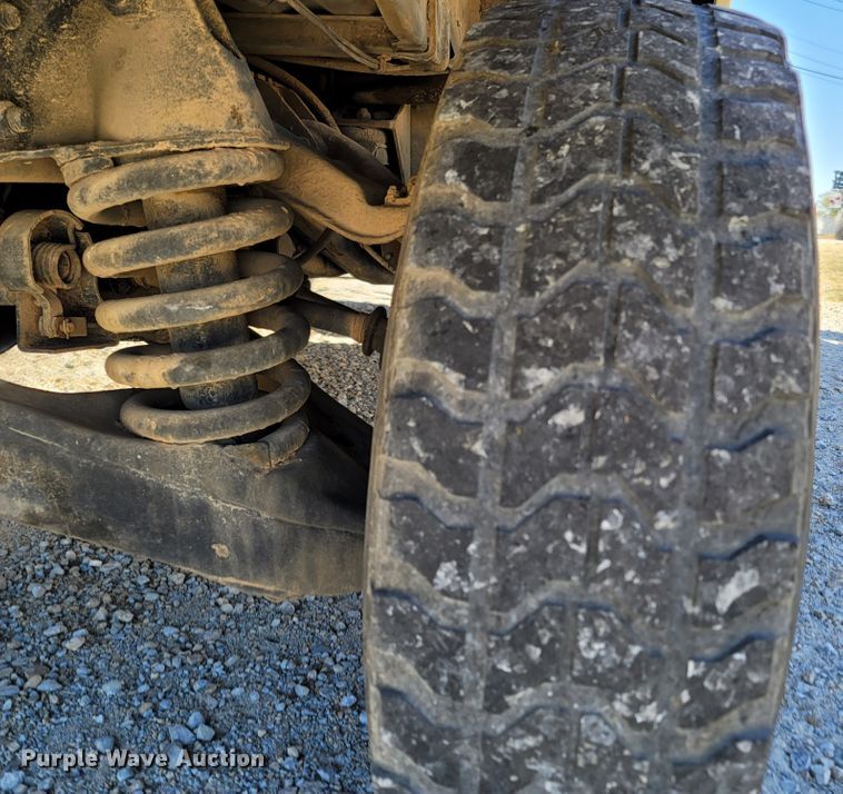 image for item LN9702 1986 Am General M998 Humvee  SUV