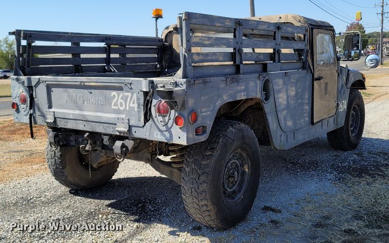 image for item LN9703 1986 Am General M998 Humvee  SUV