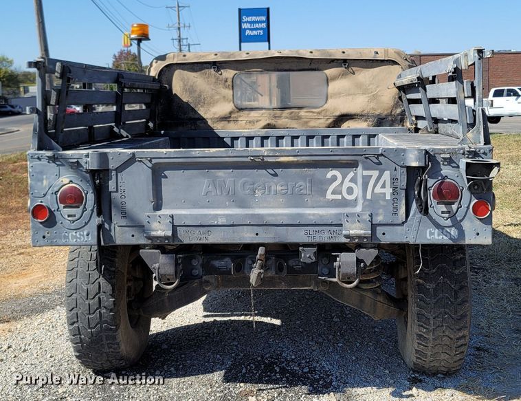 image for item LN9703 1986 Am General M998 Humvee  SUV