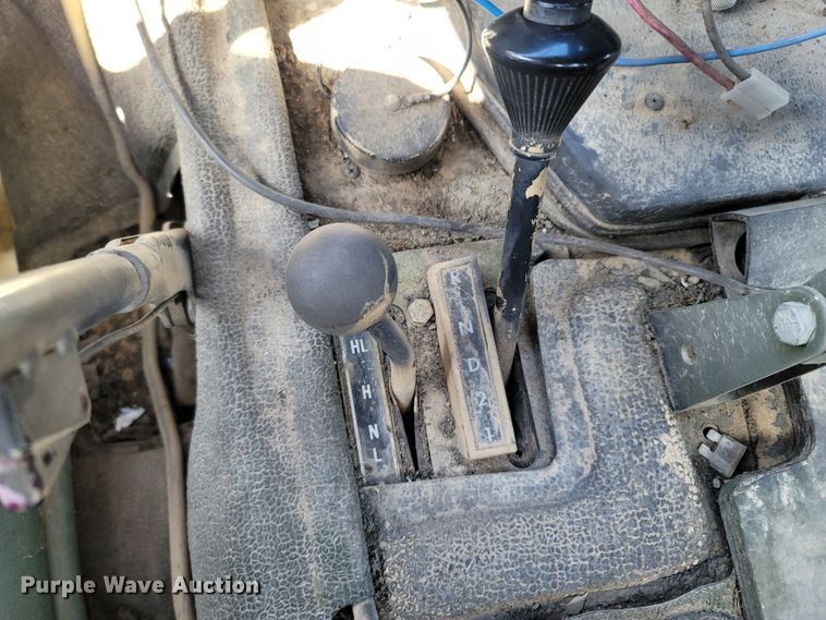 image for item LN9703 1986 Am General M998 Humvee  SUV