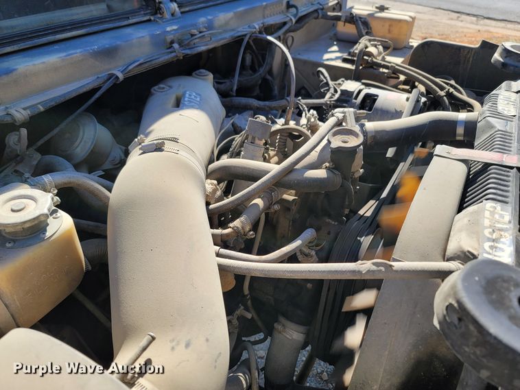 image for item LN9703 1986 Am General M998 Humvee  SUV