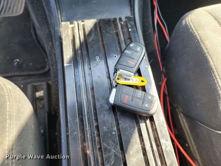 image for item LN9704 2013 Dodge Charger Police