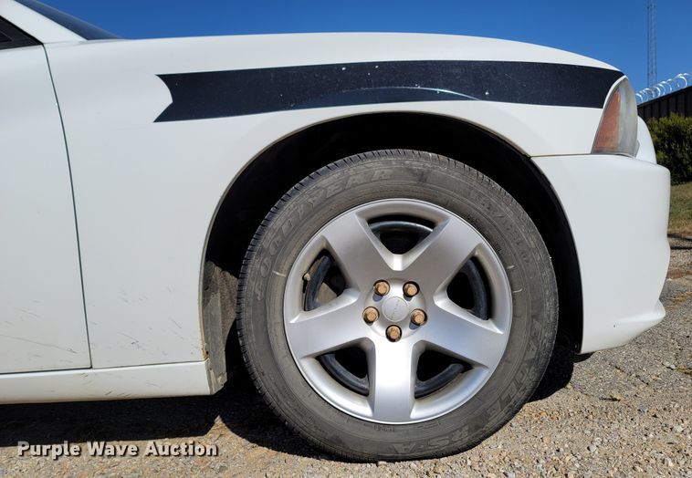 image for item LN9704 2013 Dodge Charger Police