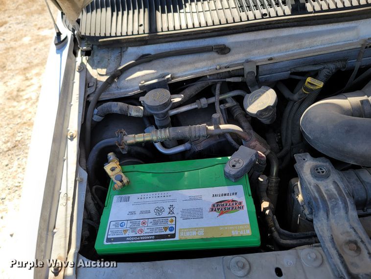 image for item LN9705 2003 Ford E350 Super Duty  van